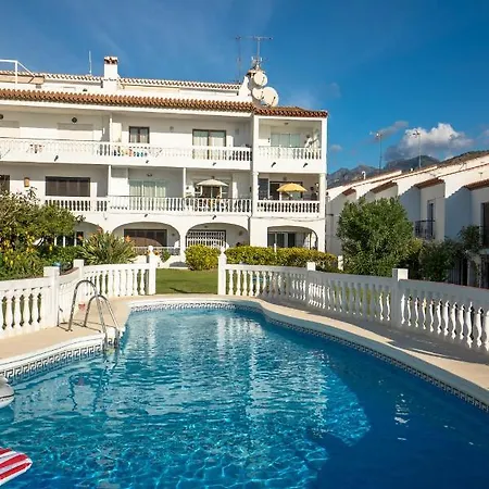 Hacienda 26 Menyber * Nerja