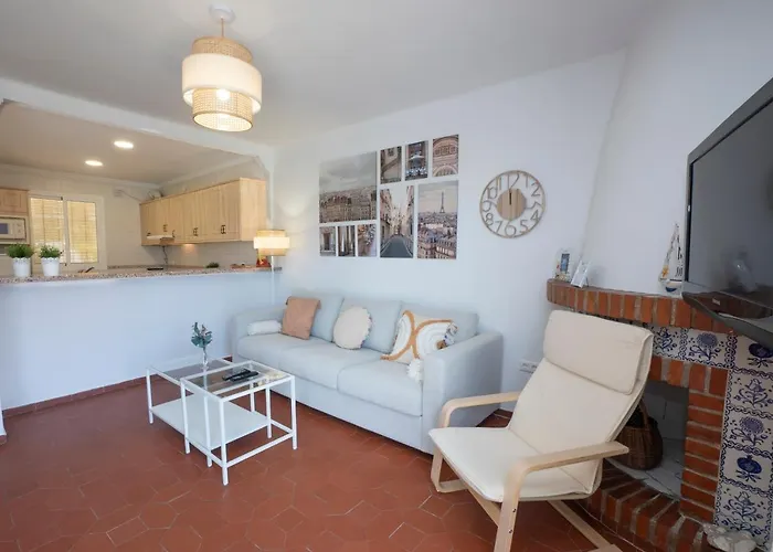 Hacienda 26 Menyber Нерха